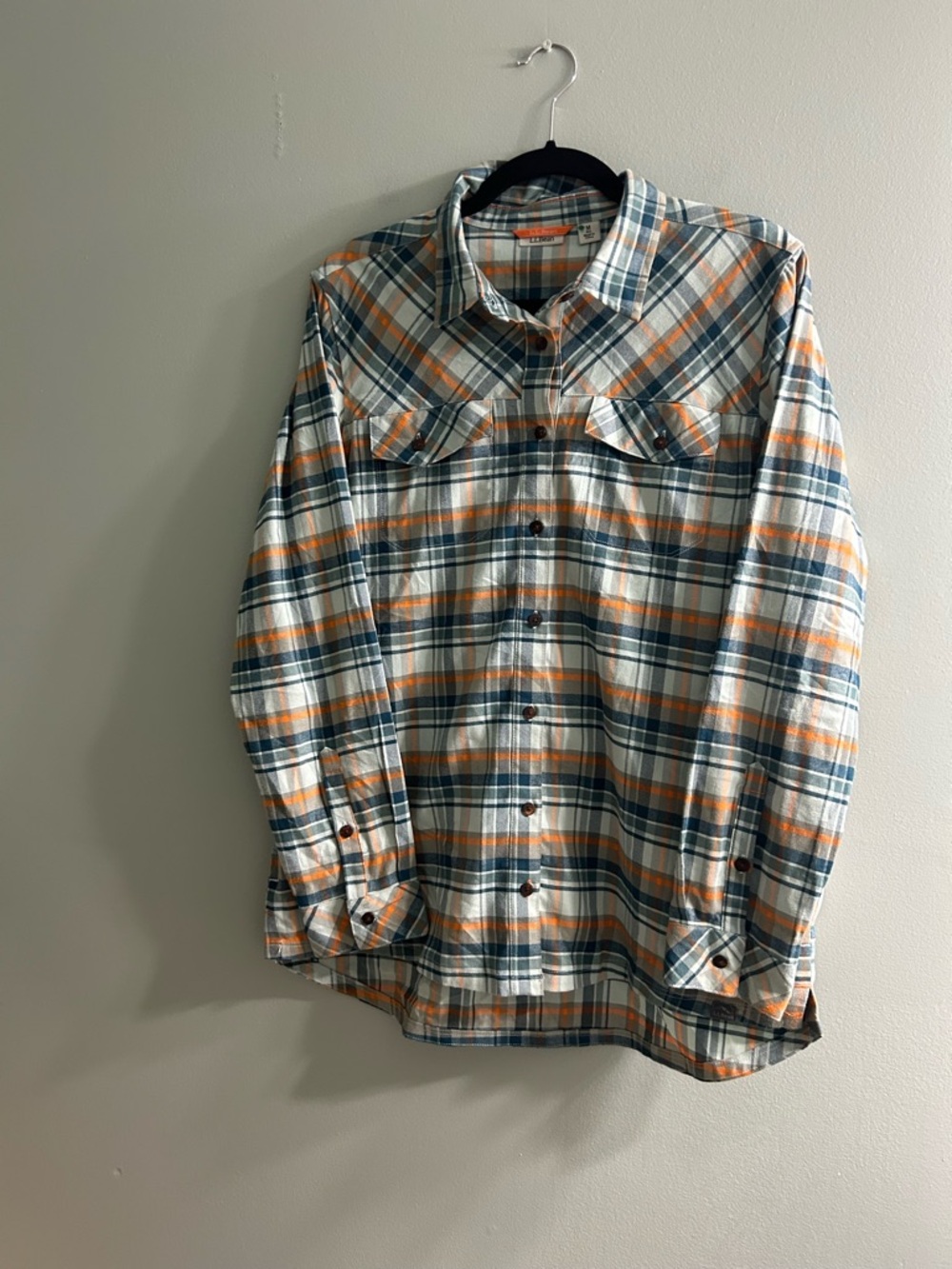 L.l. Bean Men's Katahdin Performance Flannel Shirt, Traditional Fit - Picture 4 of 9